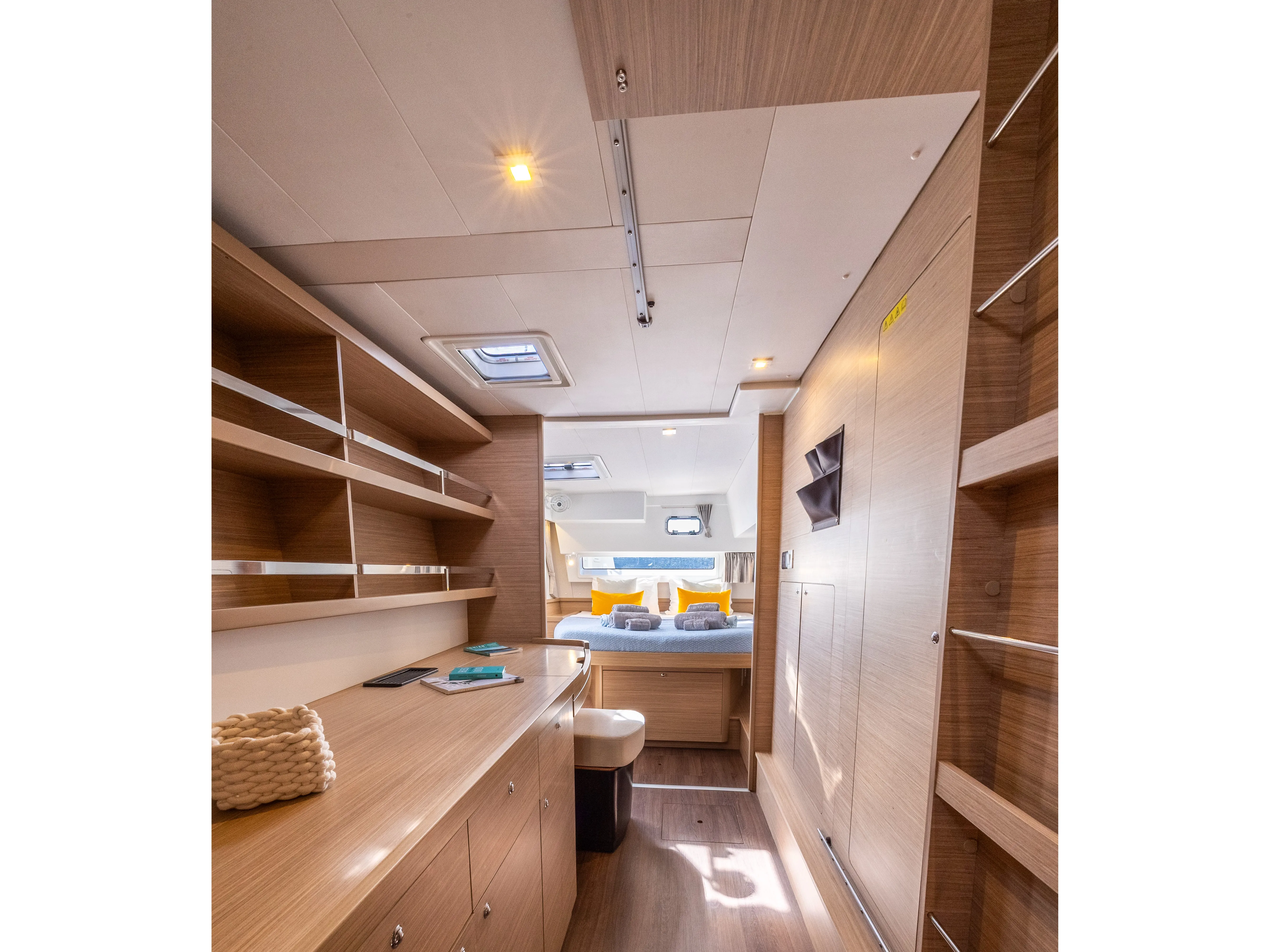 Image slide 136915