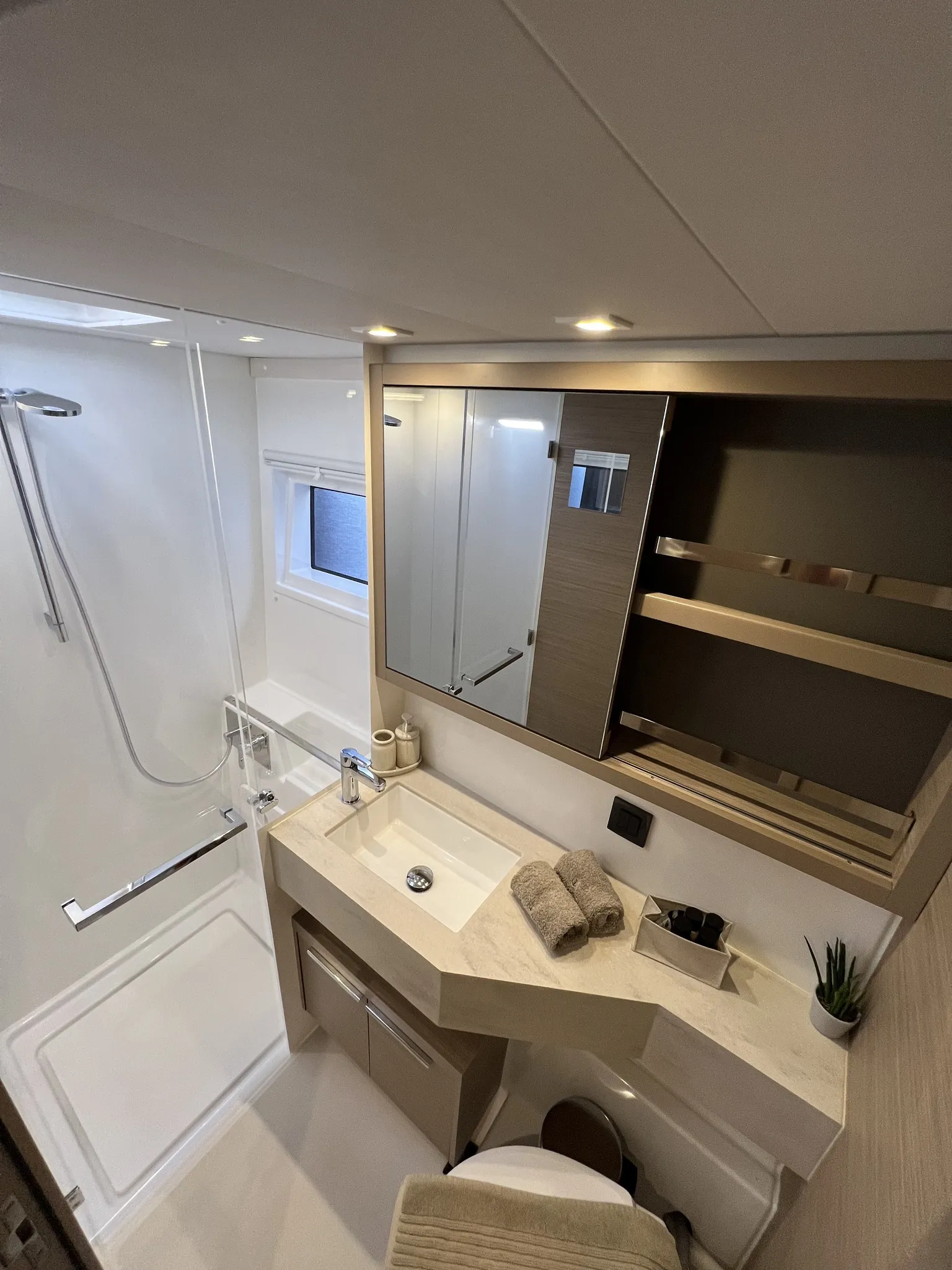 Image slide 137044