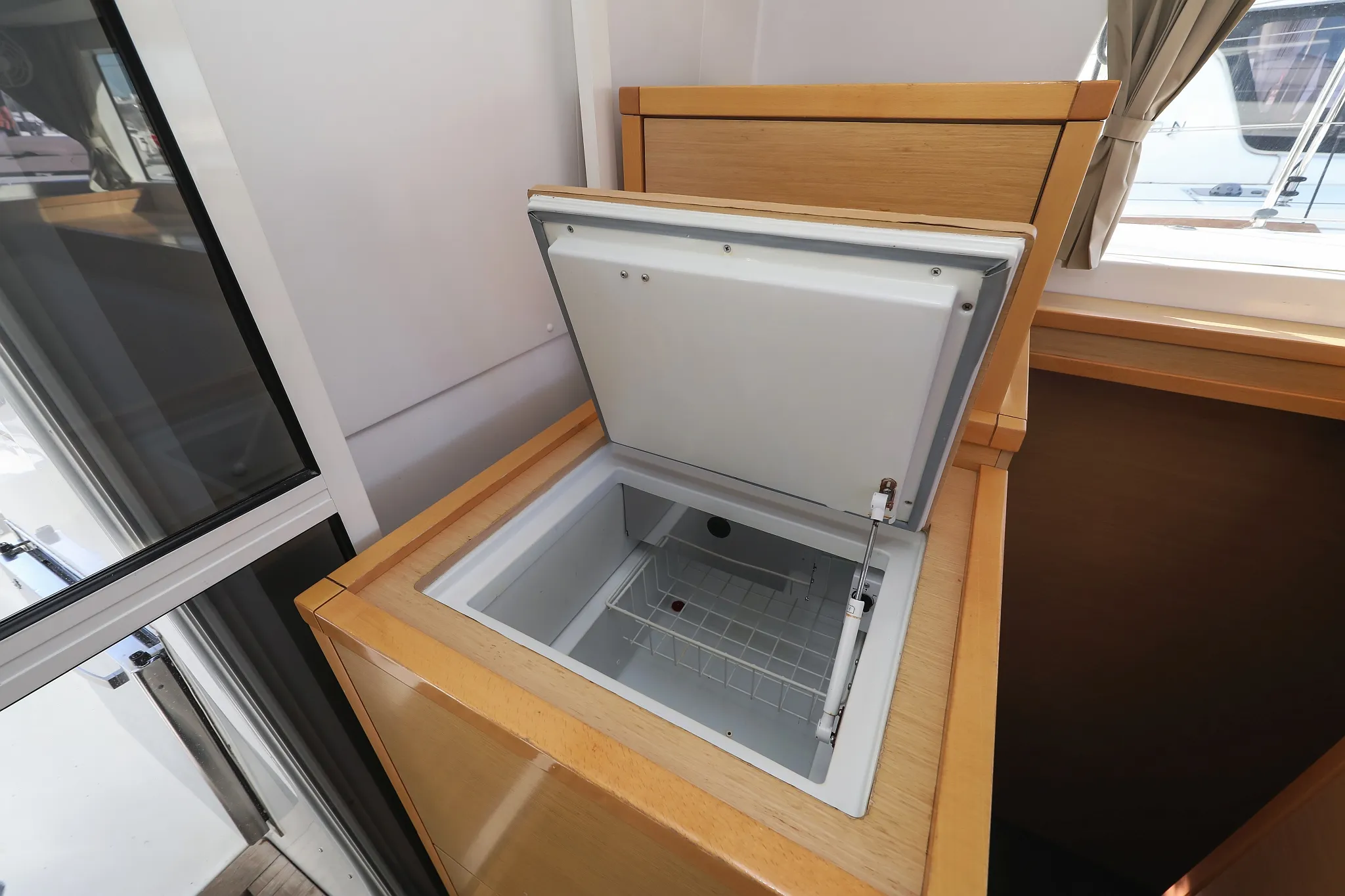 Image slide 13717