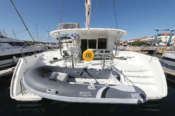 Lagoon 400 S2 Kinga V boat image