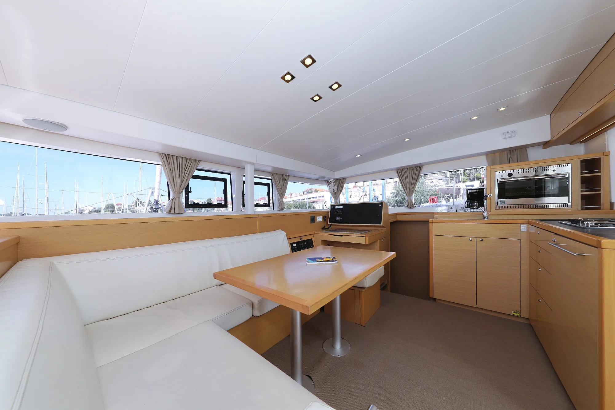 Image slide 13738