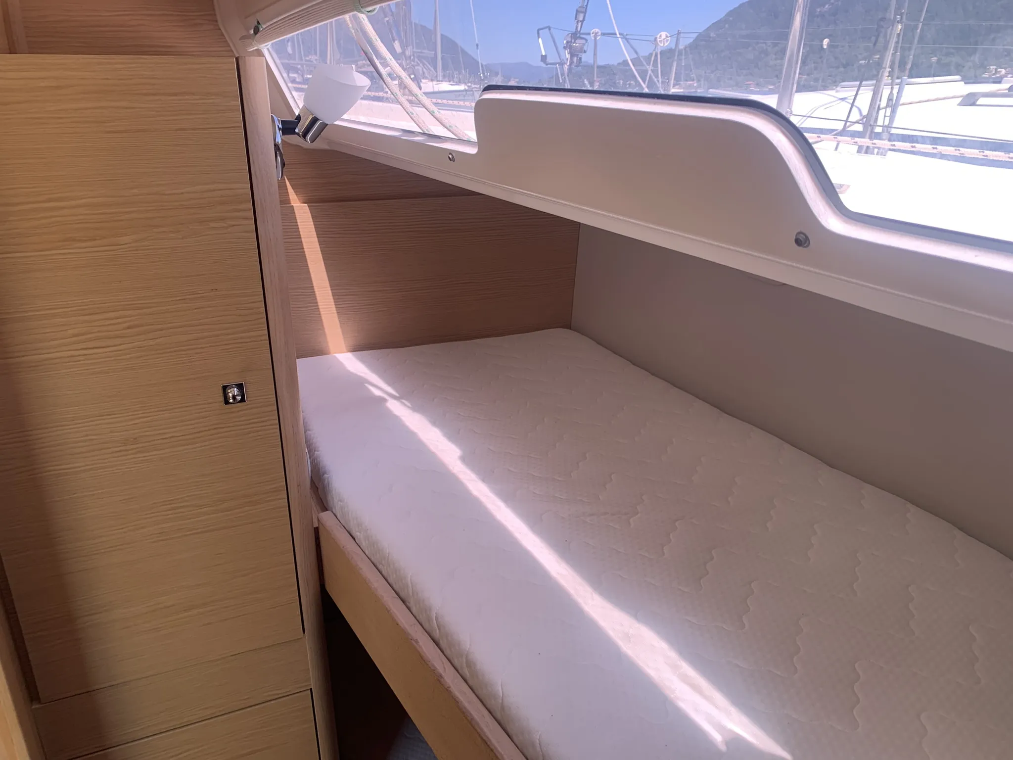 Image slide 137428