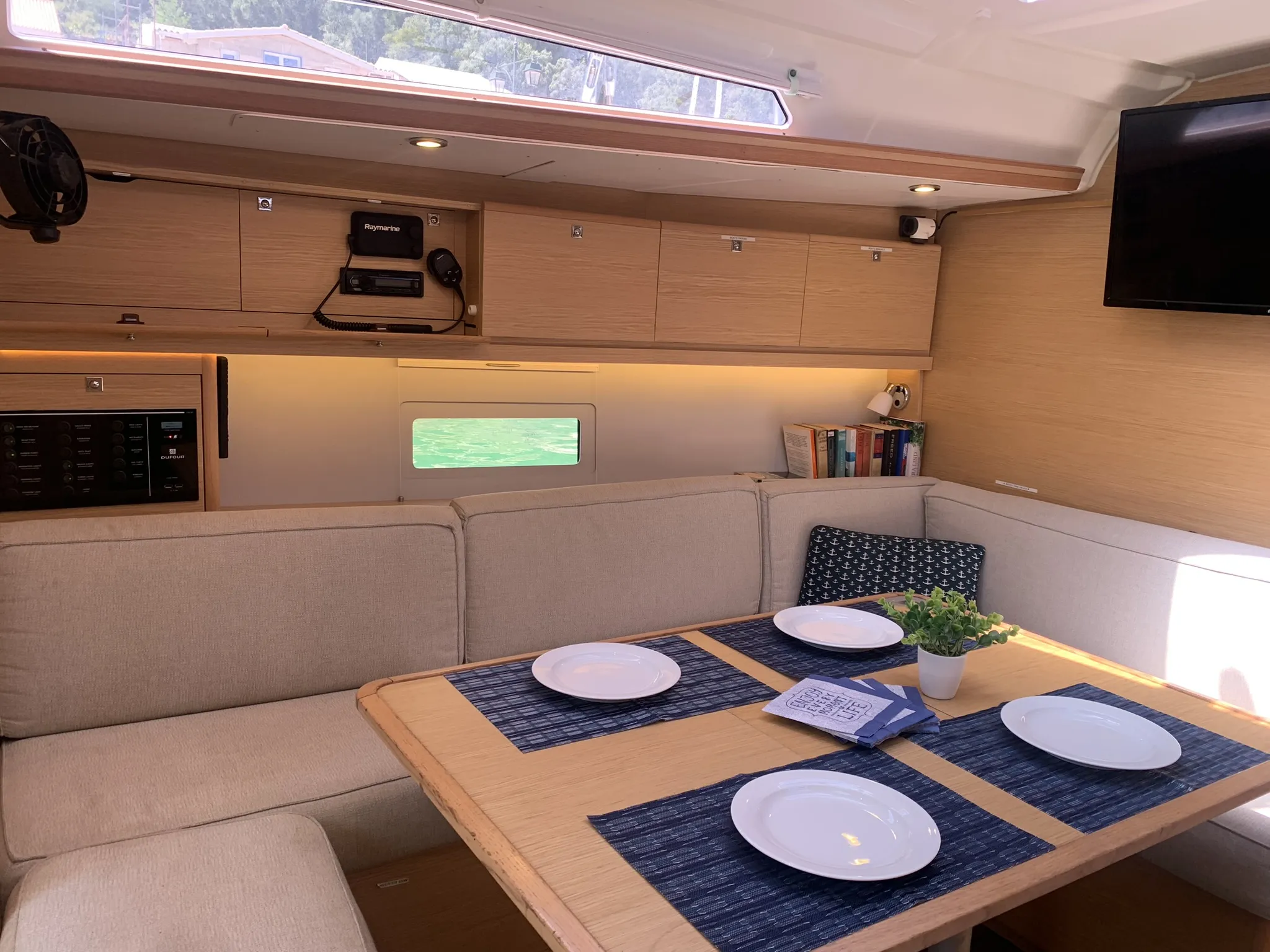 Image slide 137432