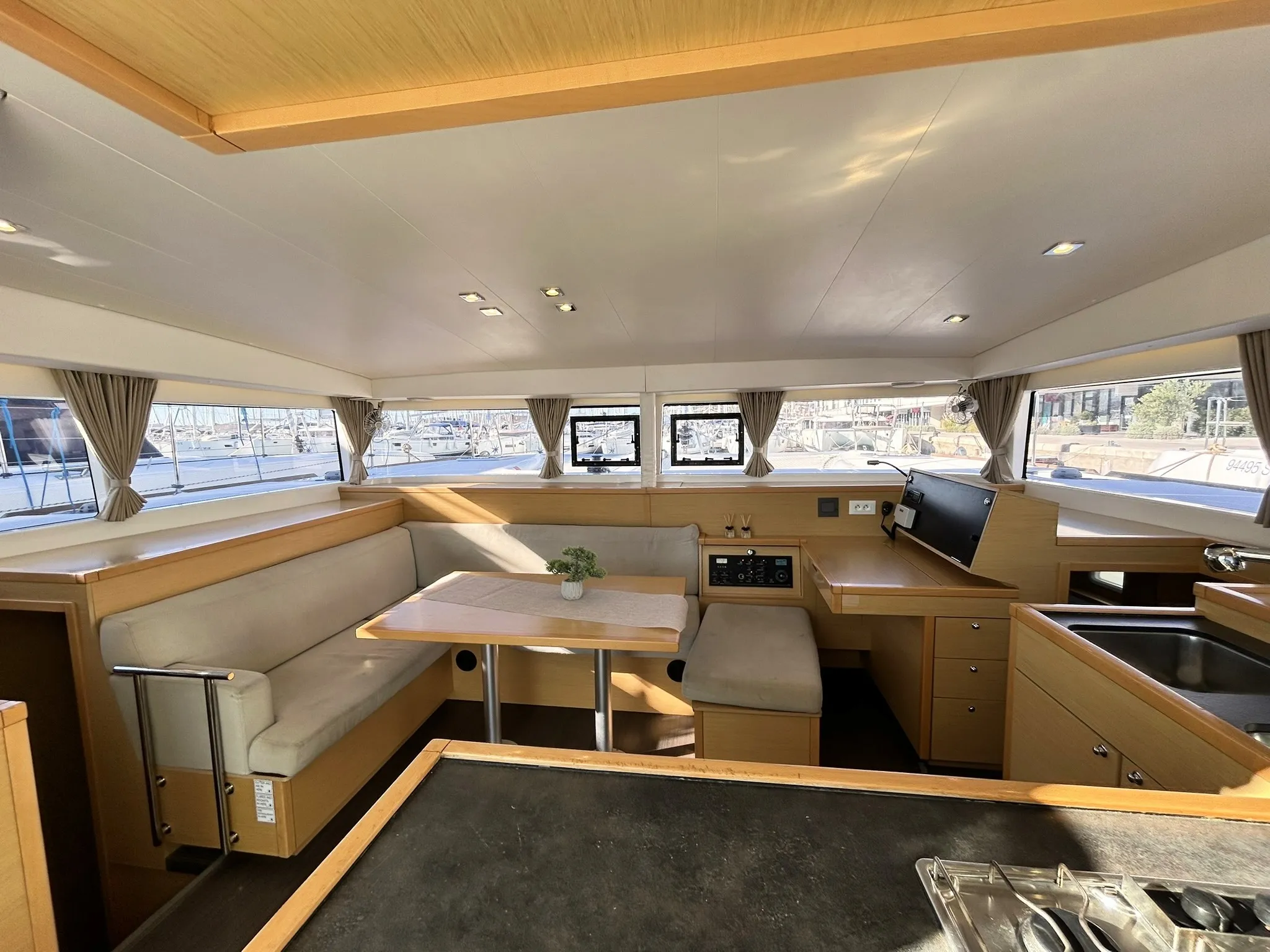 Image slide 137444