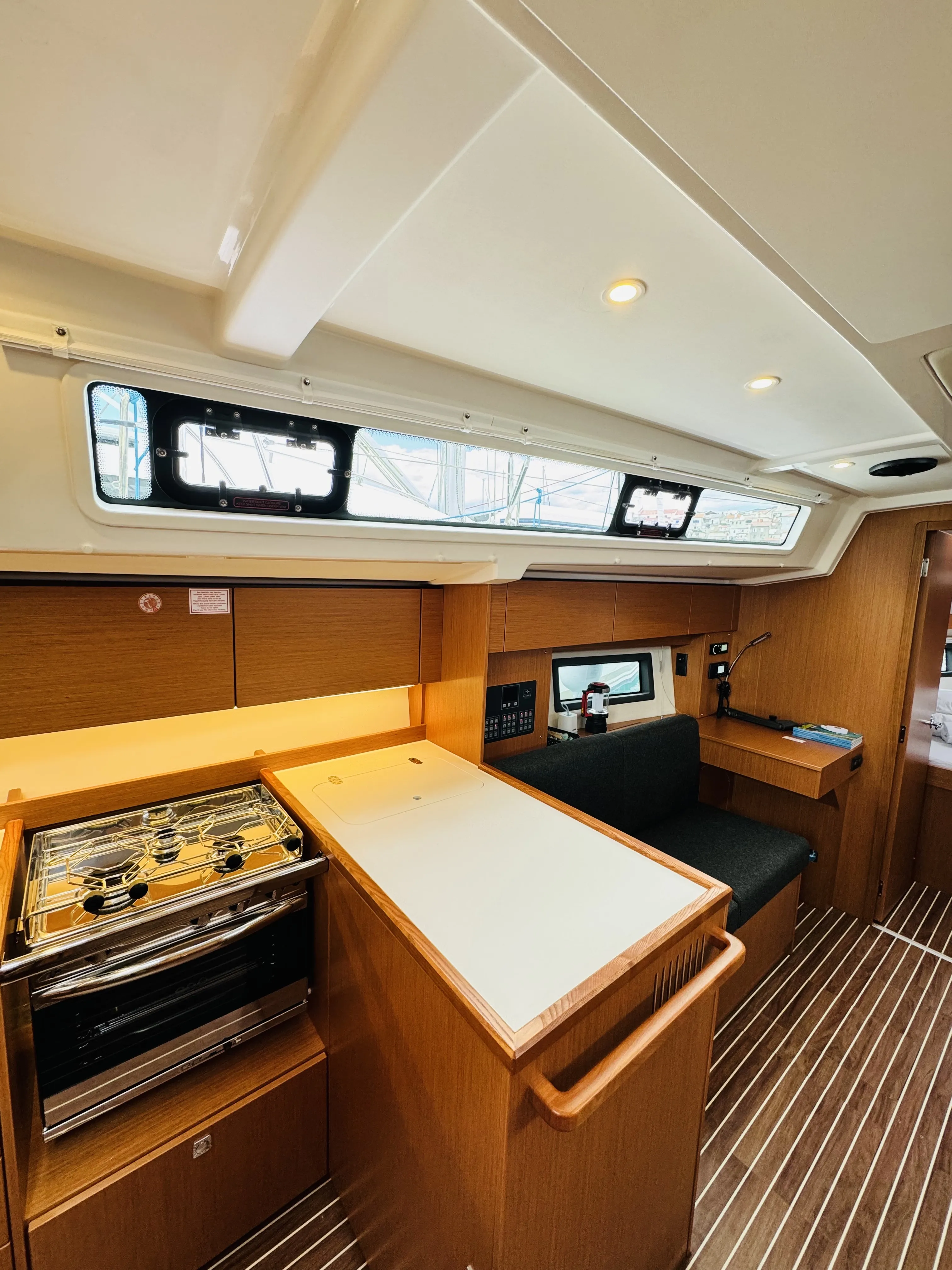 Image slide 137613