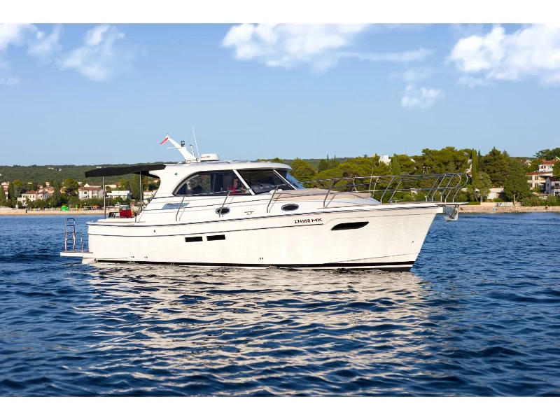 Adriana 36 Gaja boat image