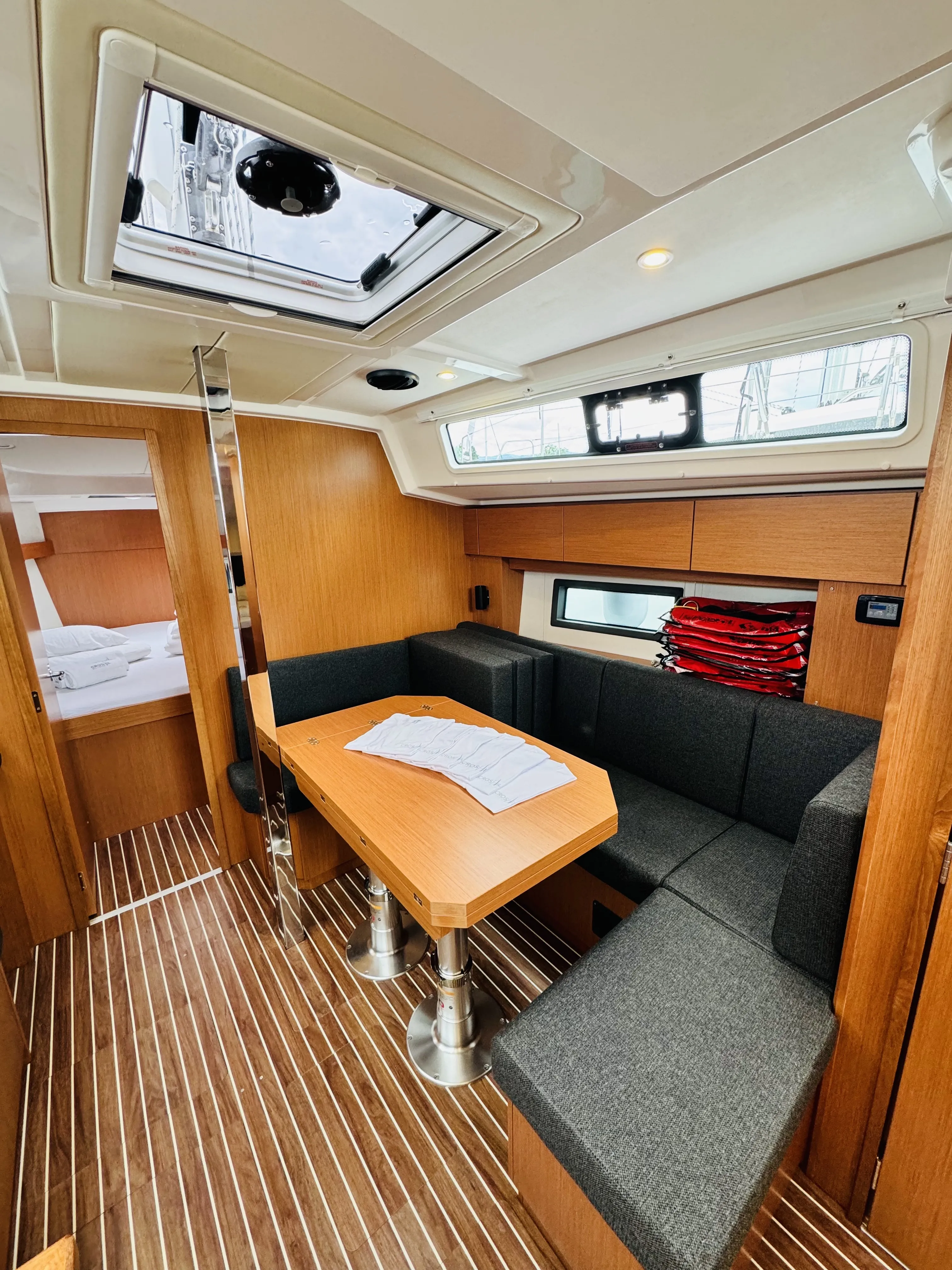Image slide 137750