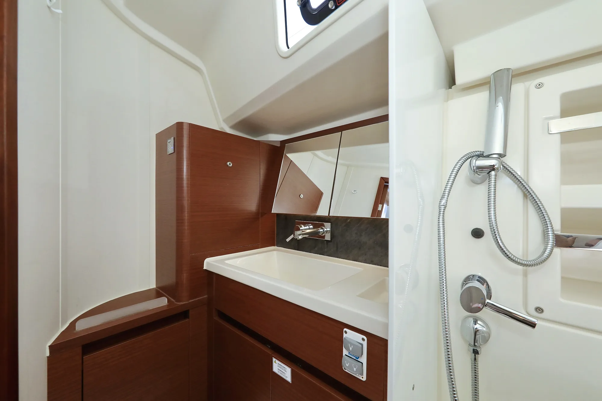Image slide 137824