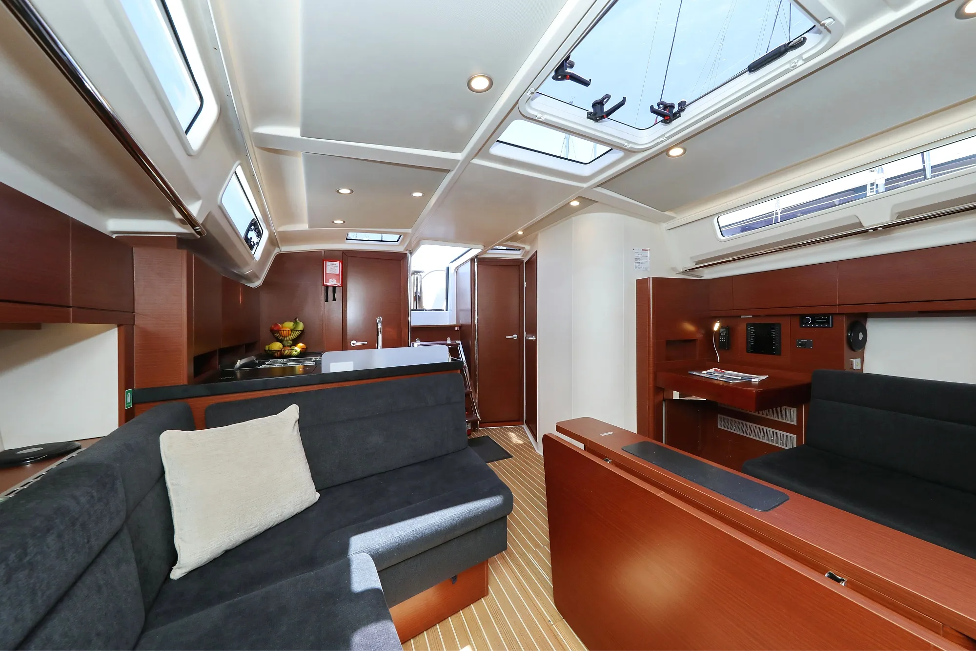 Image slide 137828