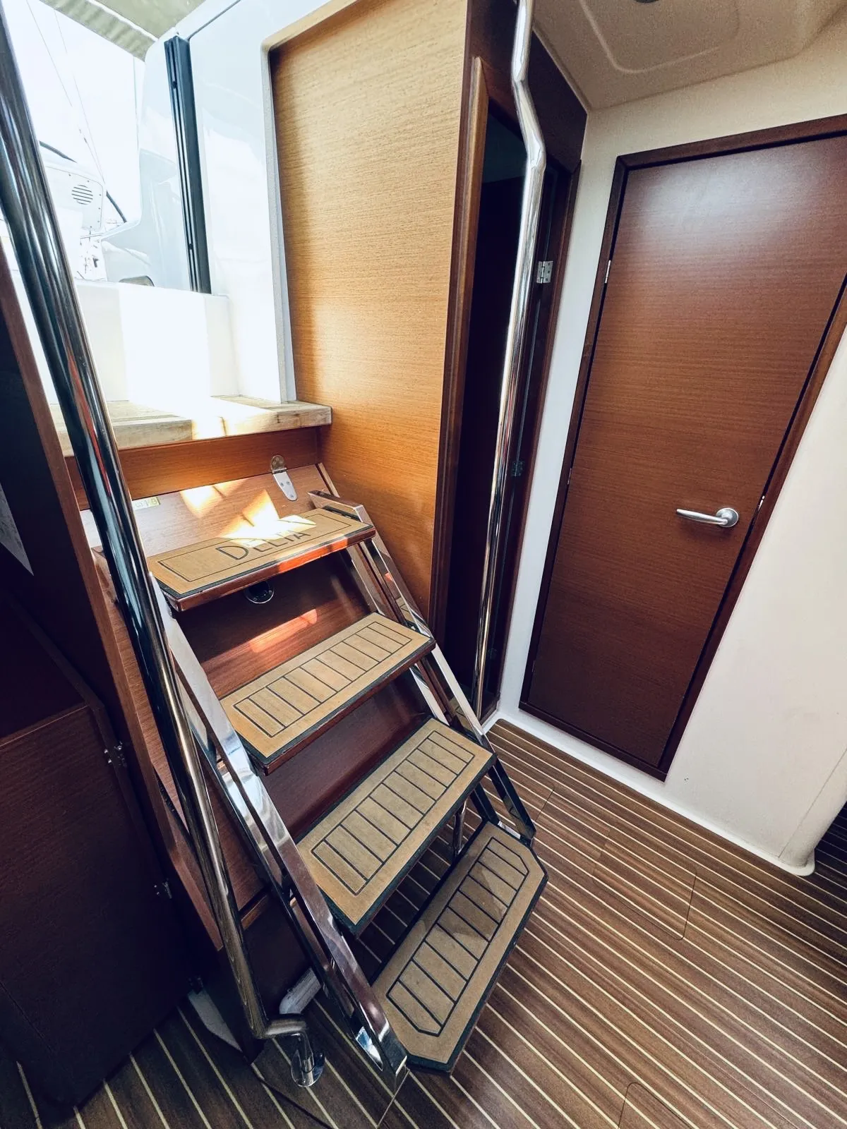 Image slide 137835