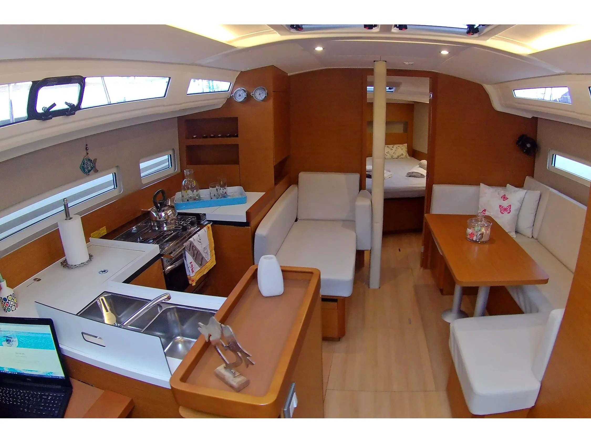 Image slide 137896