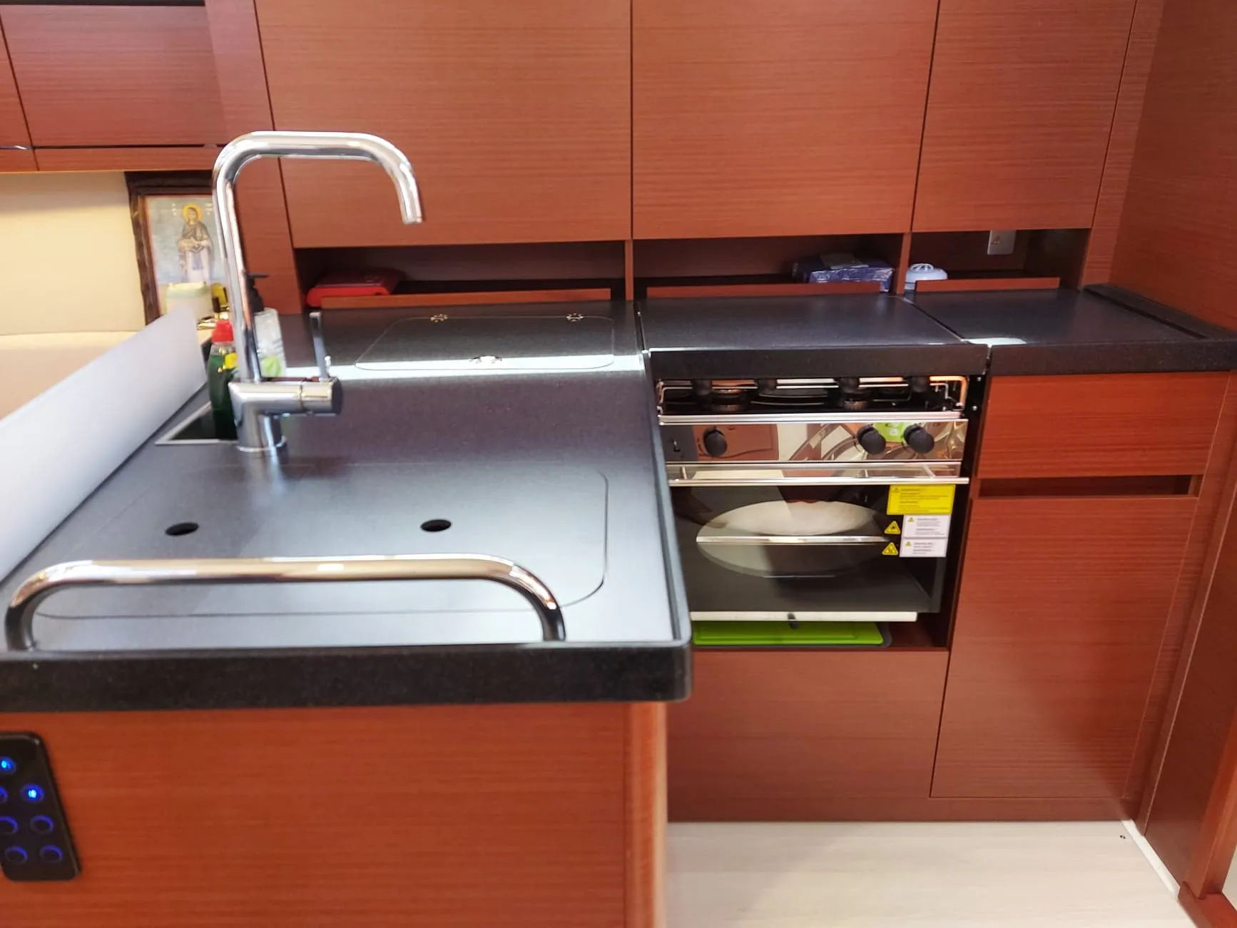 Image slide 137977