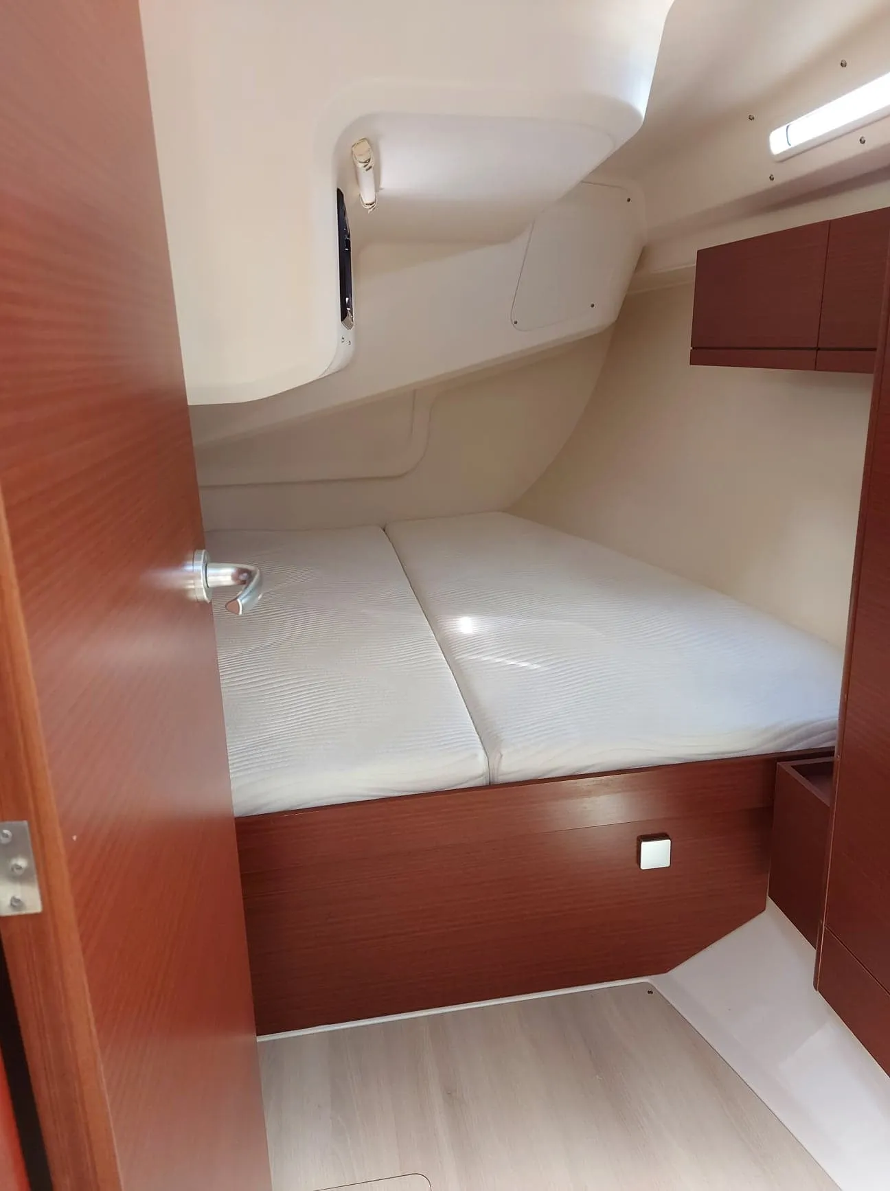 Image slide 137985