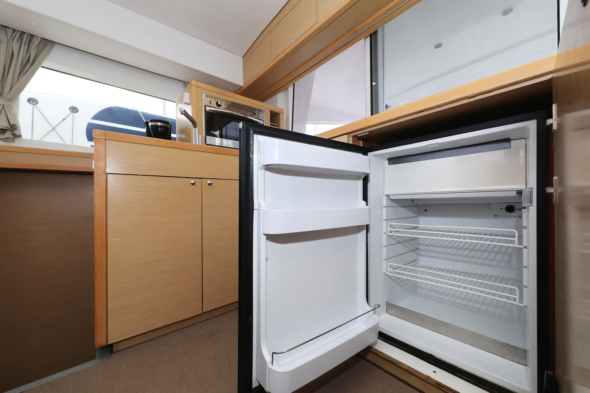 Image slide 13799