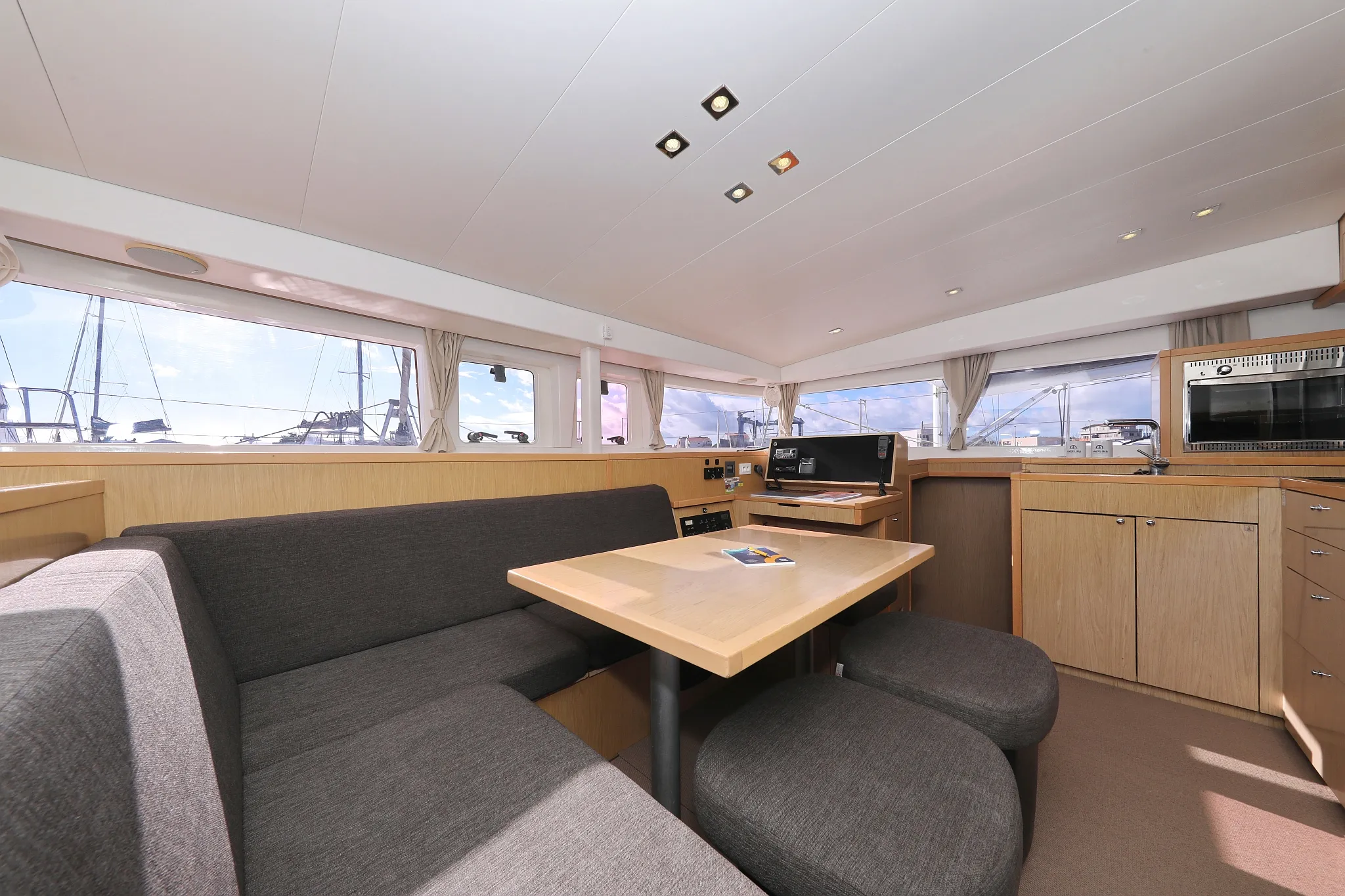Image slide 13820