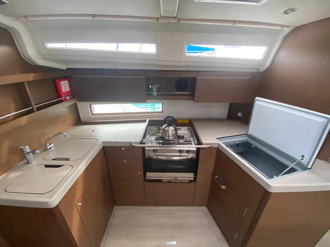 Image slide 138257