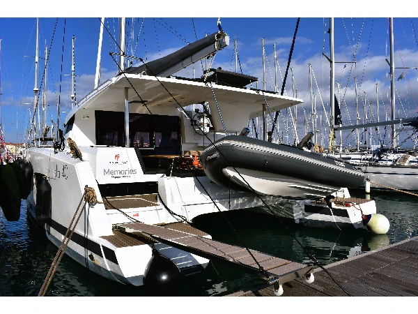 Isla 40 Memories  boat image