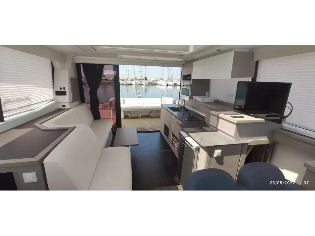 Image slide 138680