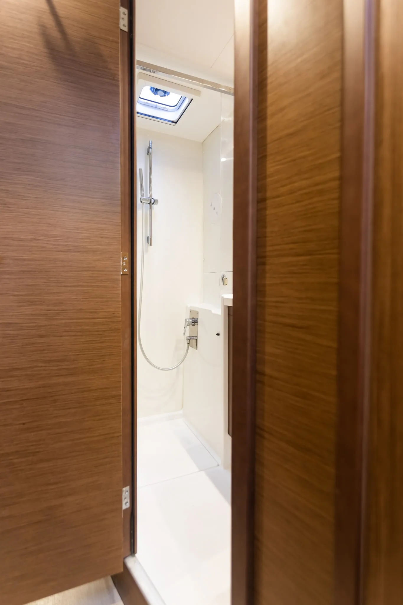 Image slide 138777