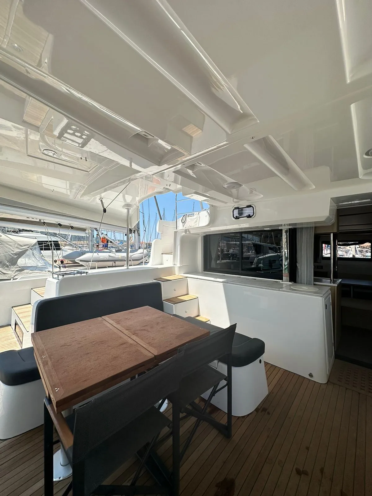Image slide 139200