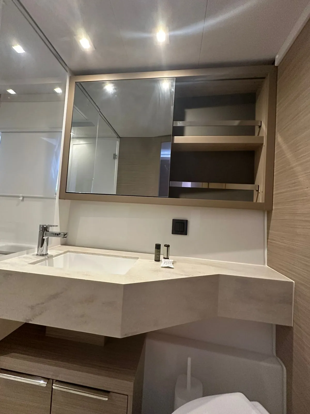 Image slide 139214