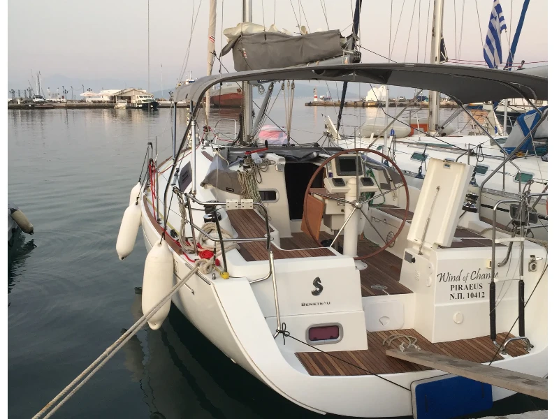 Oceanis 37 WIND OF CHANGE boat image
