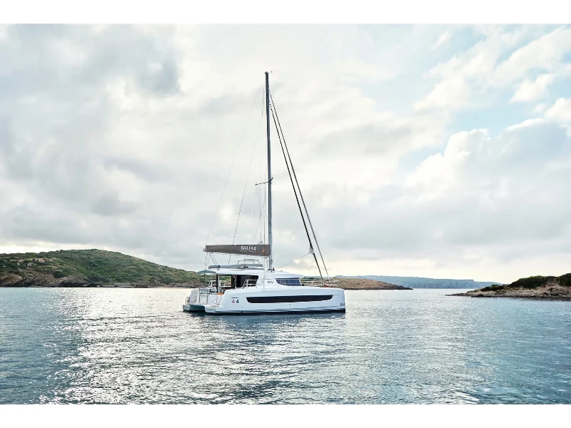 Bali 4.4 SKY STAR boat image