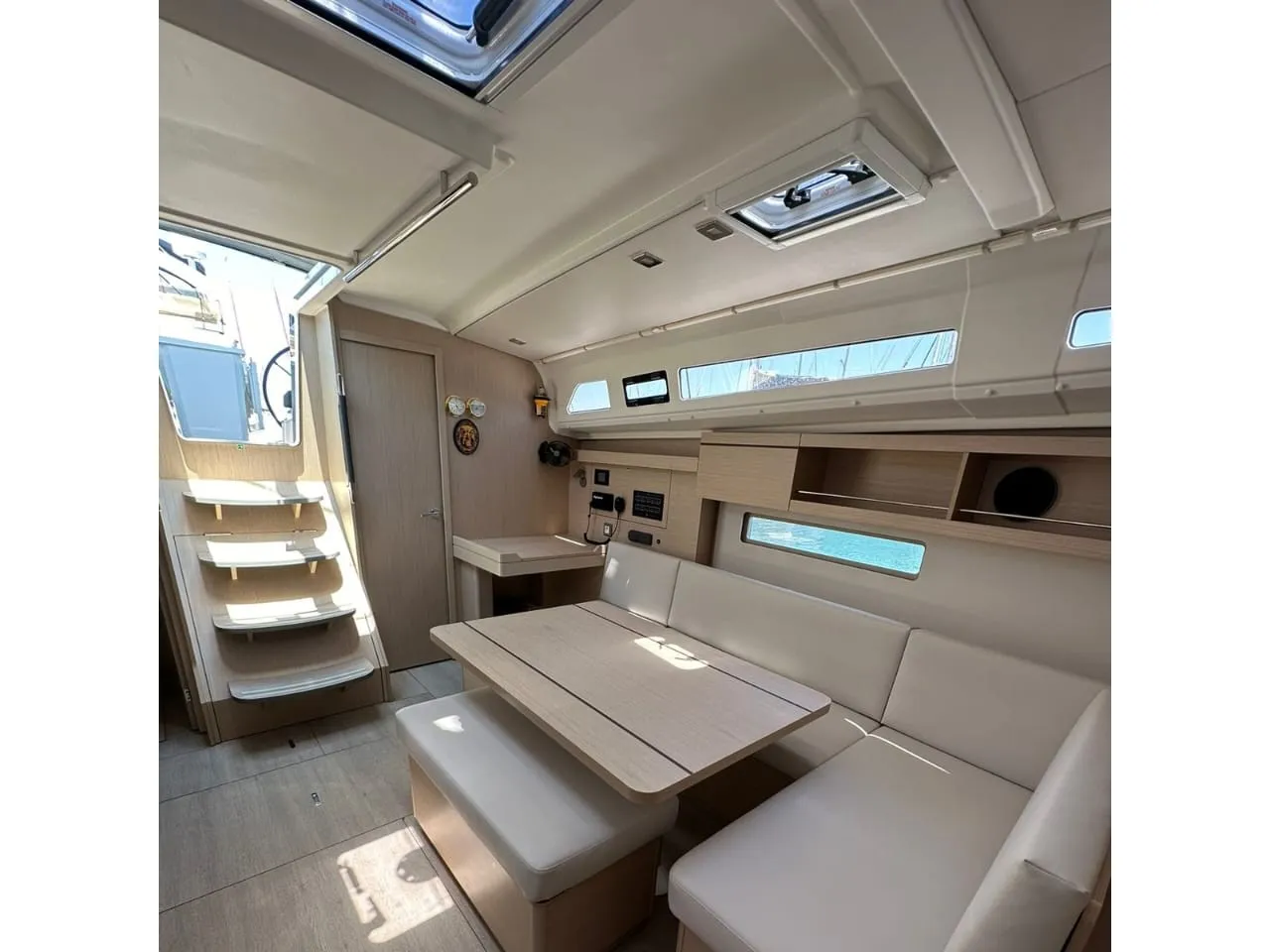 Image slide 139348