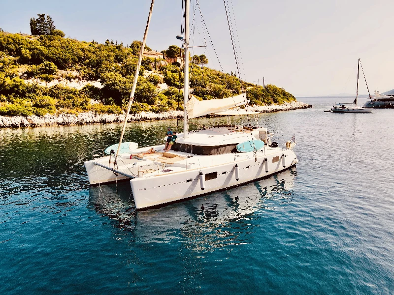 Lagoon 500 Infinity boat image