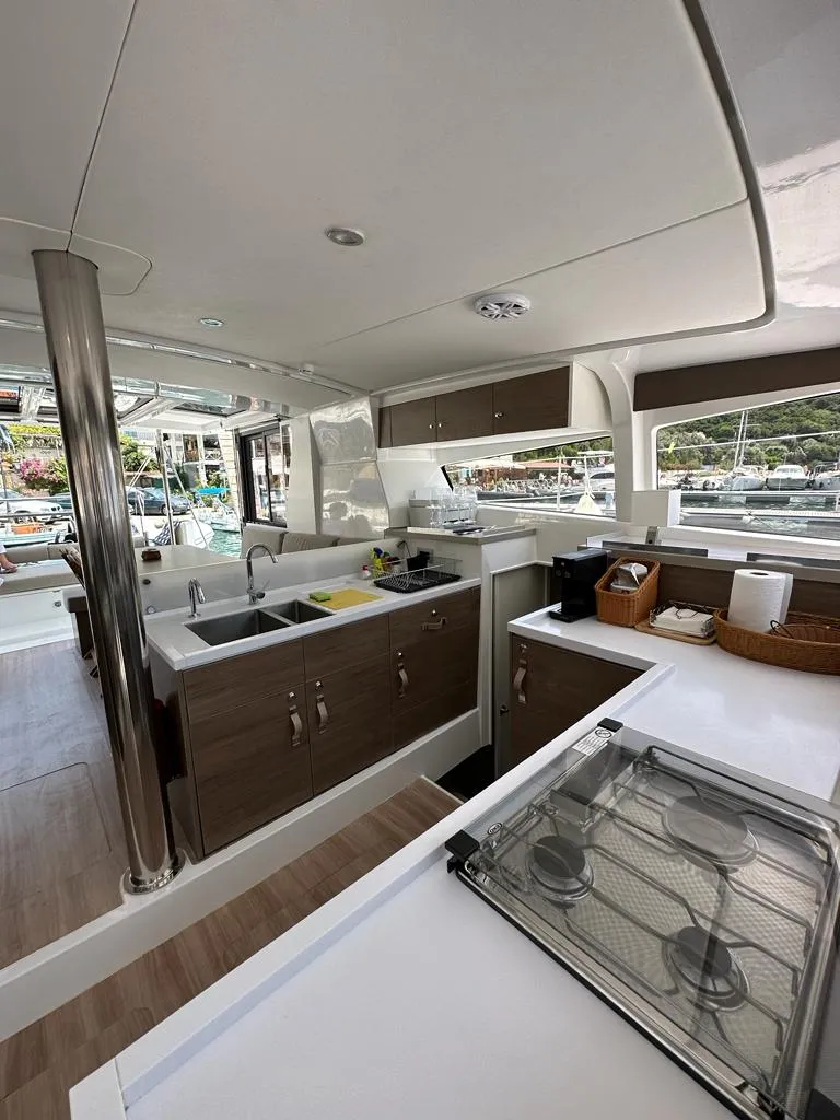 Image slide 139603