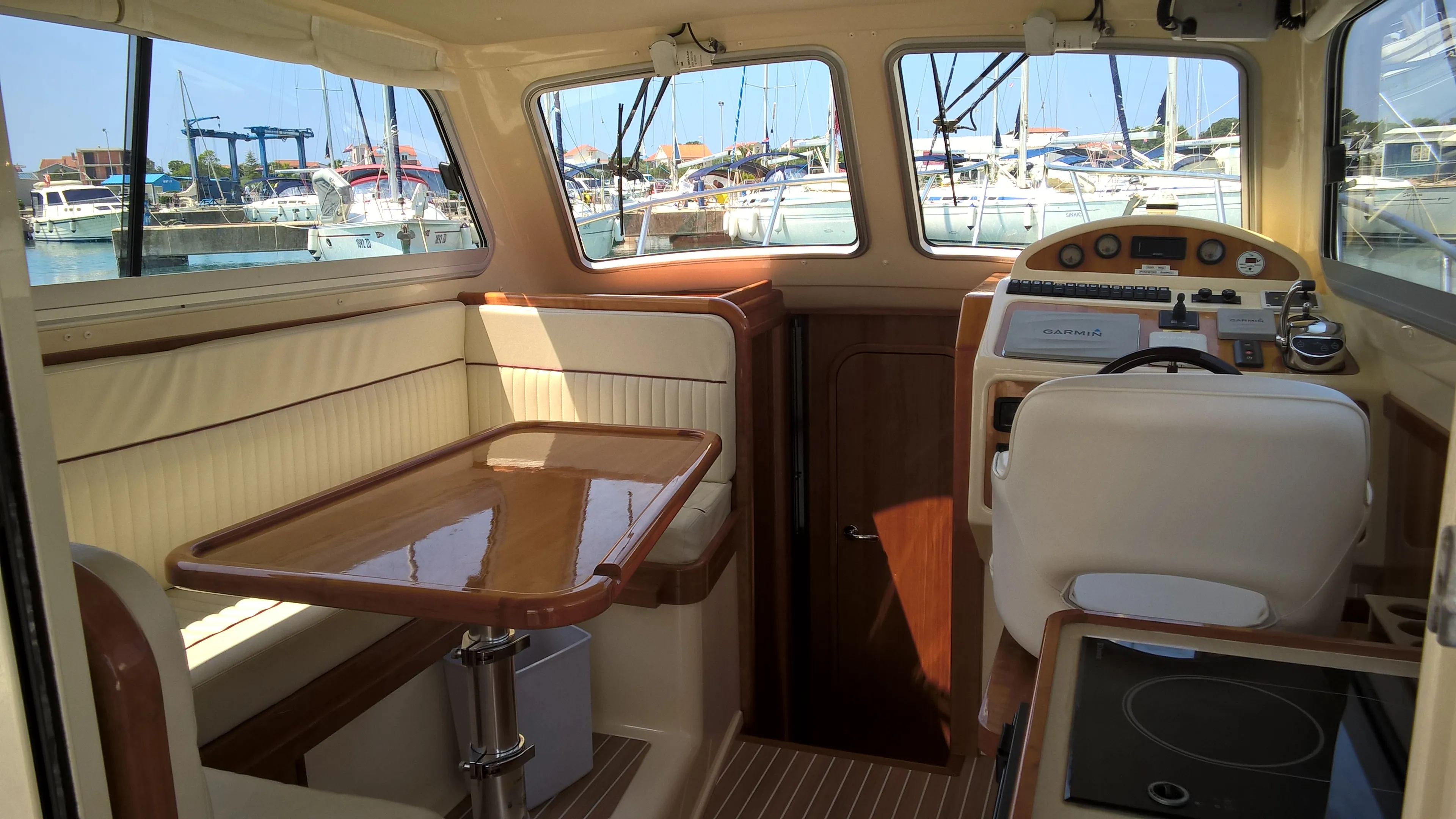 Image slide 139630