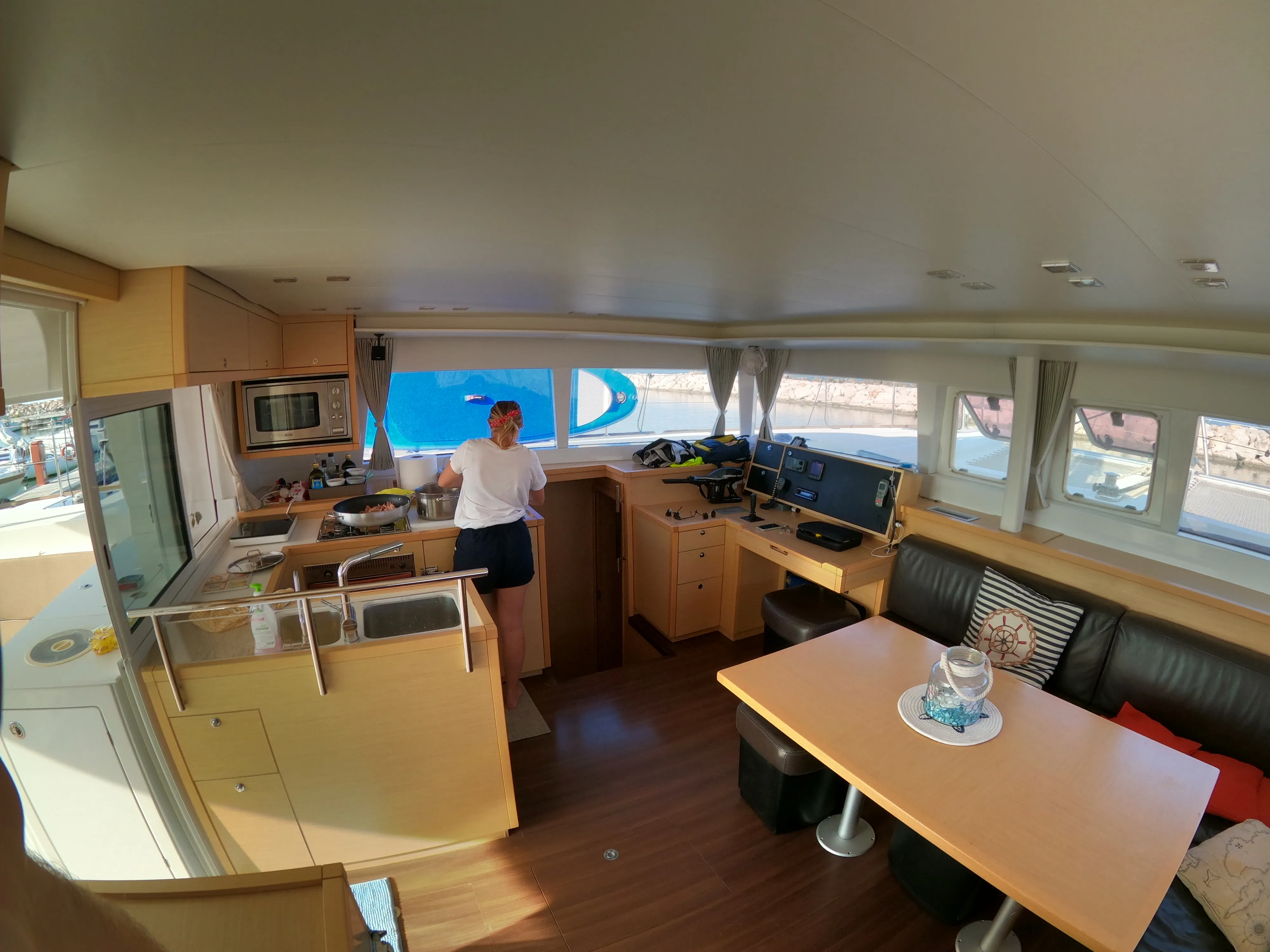 Image slide 139744