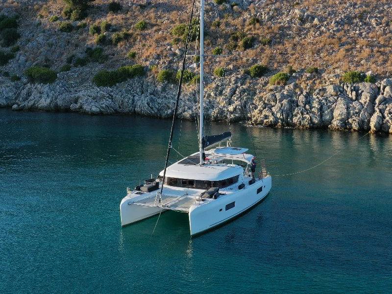 Lagoon 42 Alima boat image