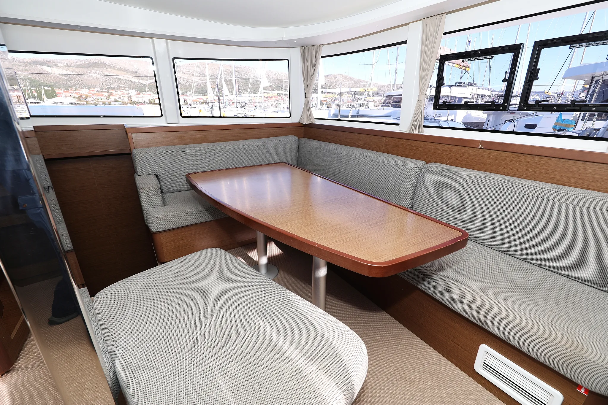 Image slide 14022
