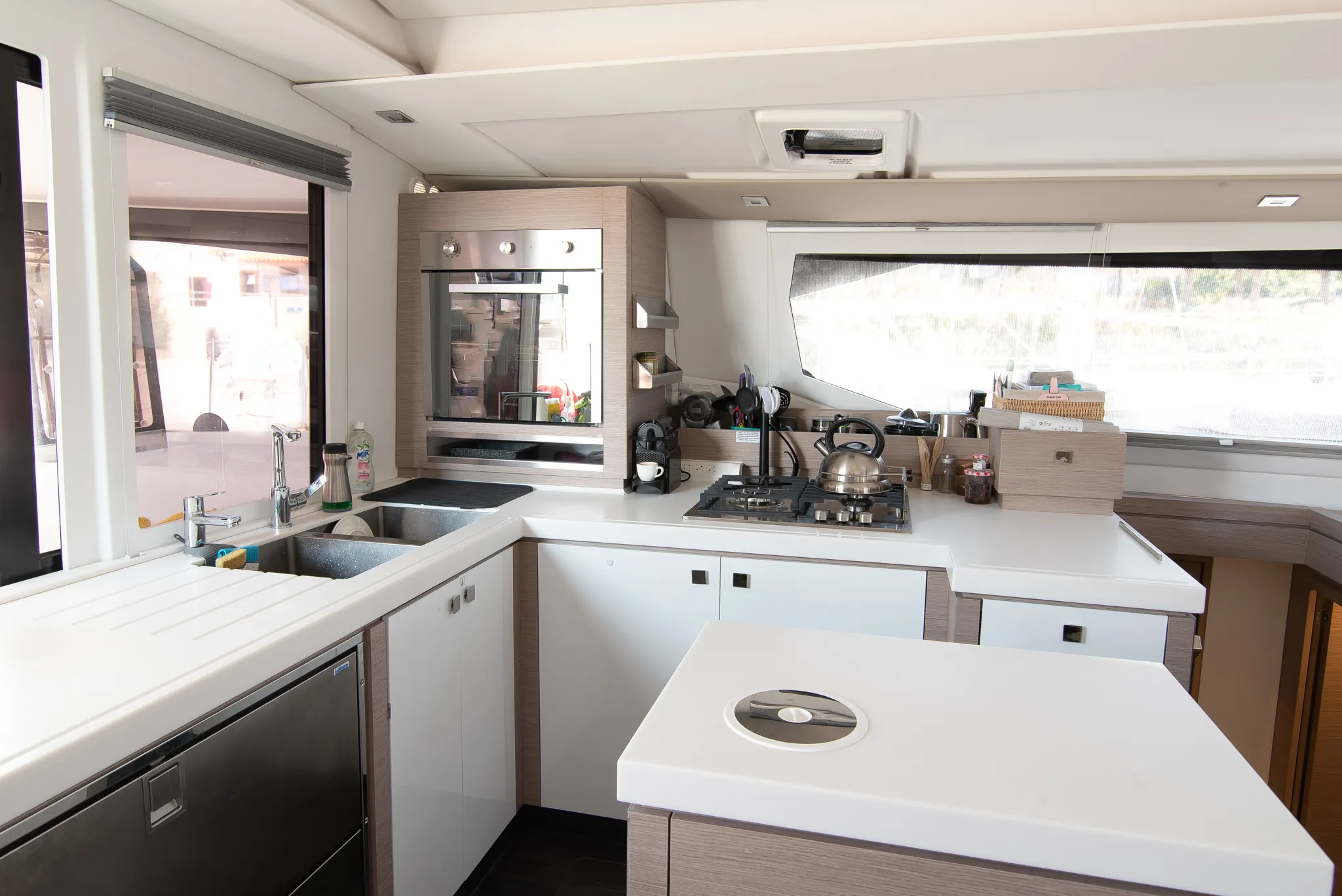 Image slide 140643