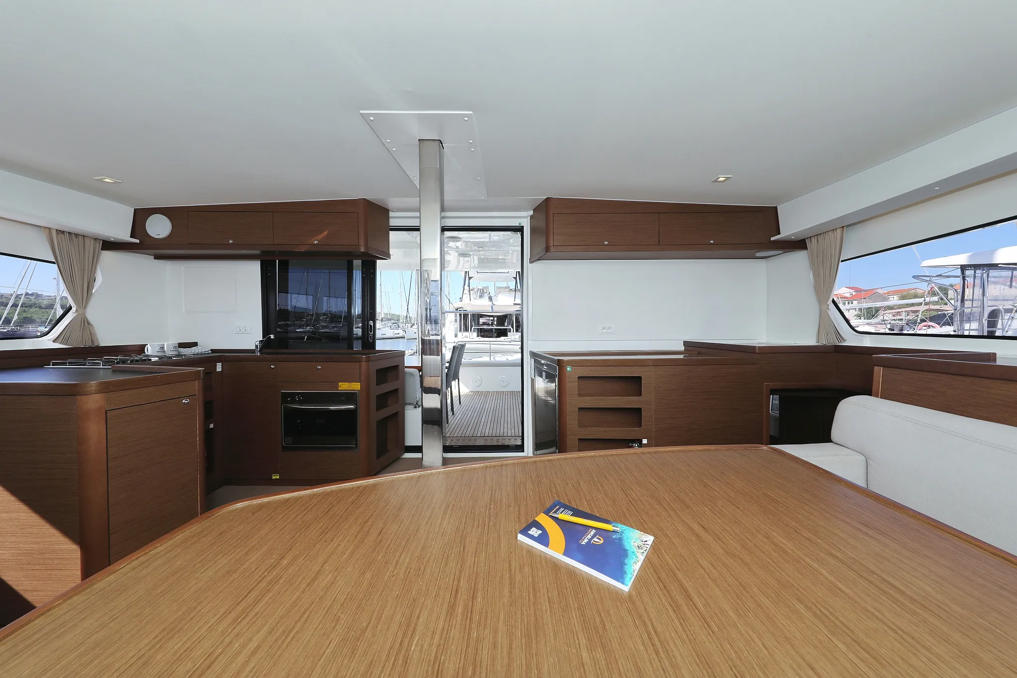 Image slide 14072