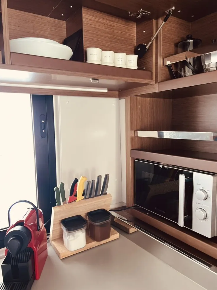 Image slide 141042