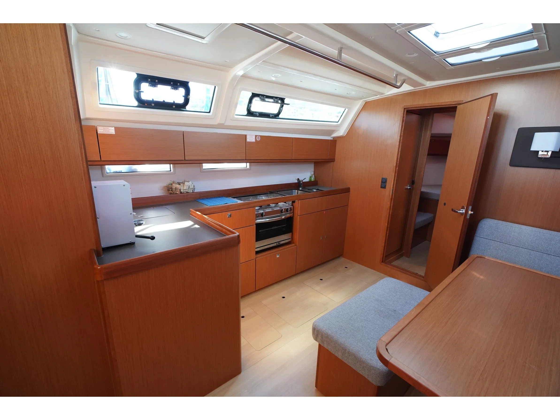 Image slide 141386