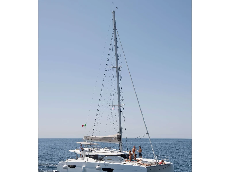 Saona 47 Premium boat image