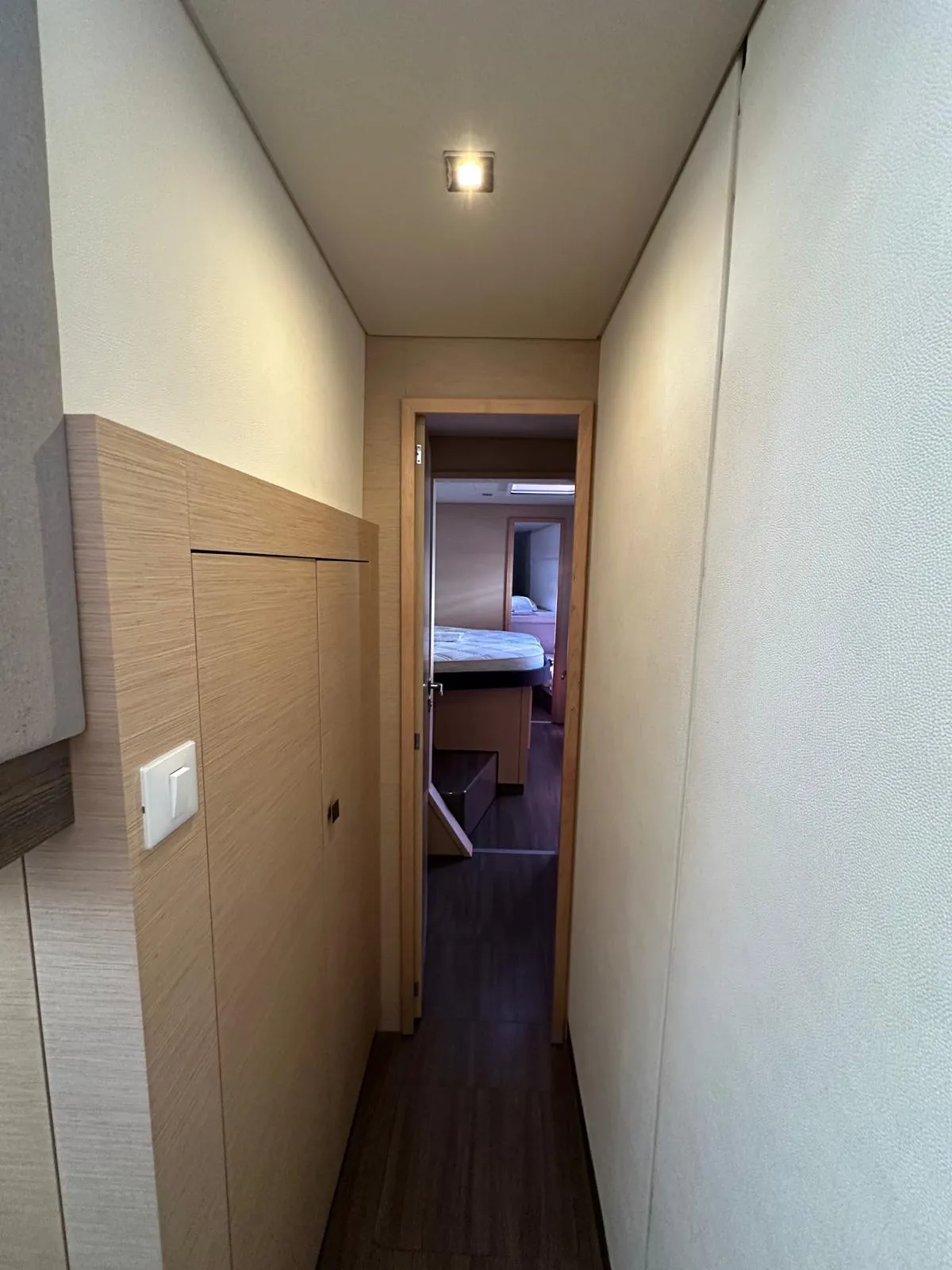 Image slide 141875