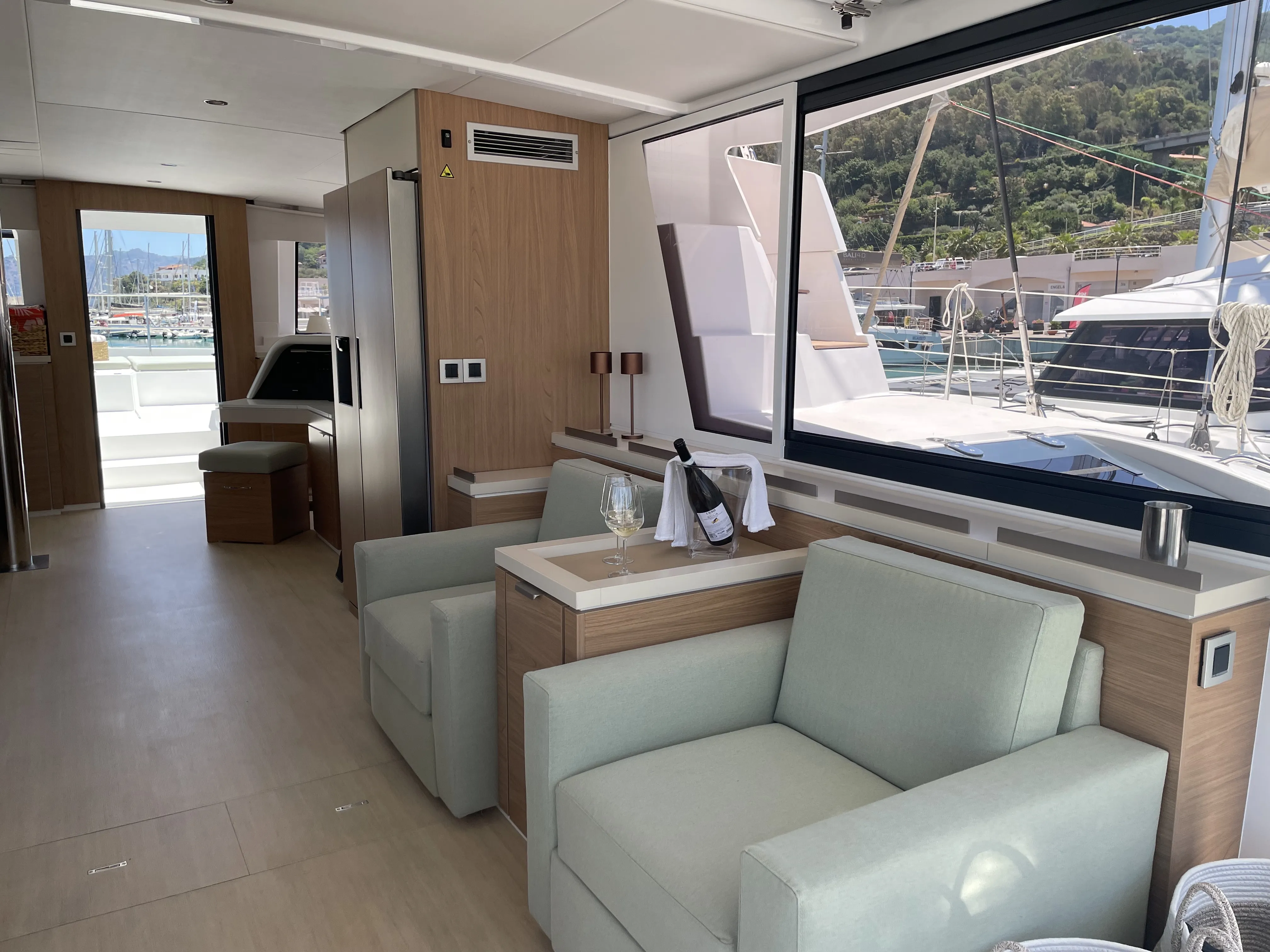 Image slide 142087