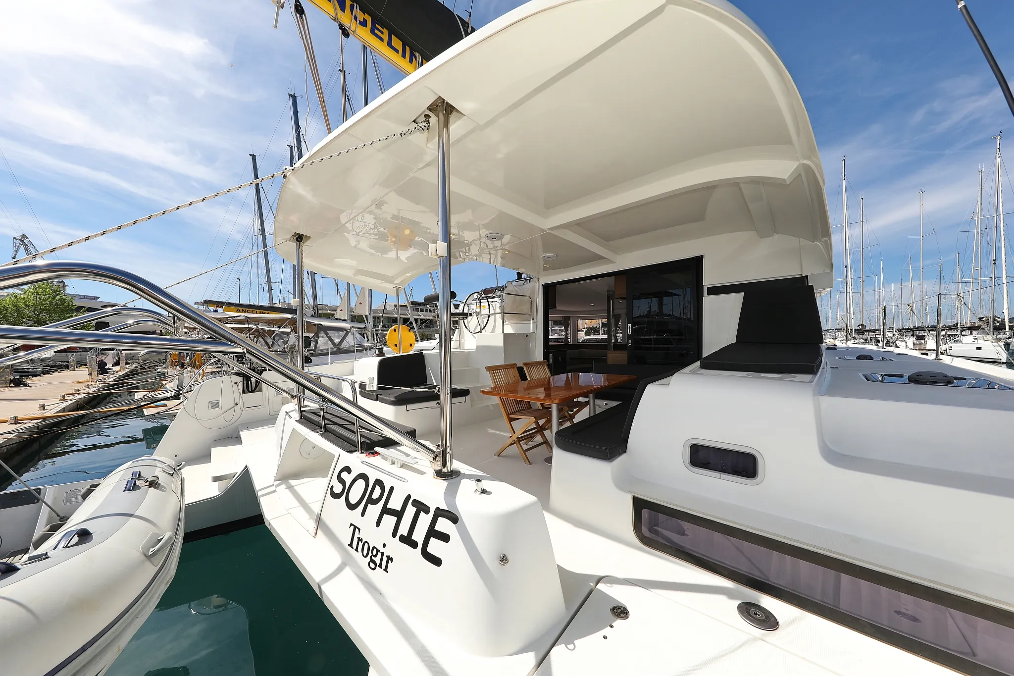Image slide 14210