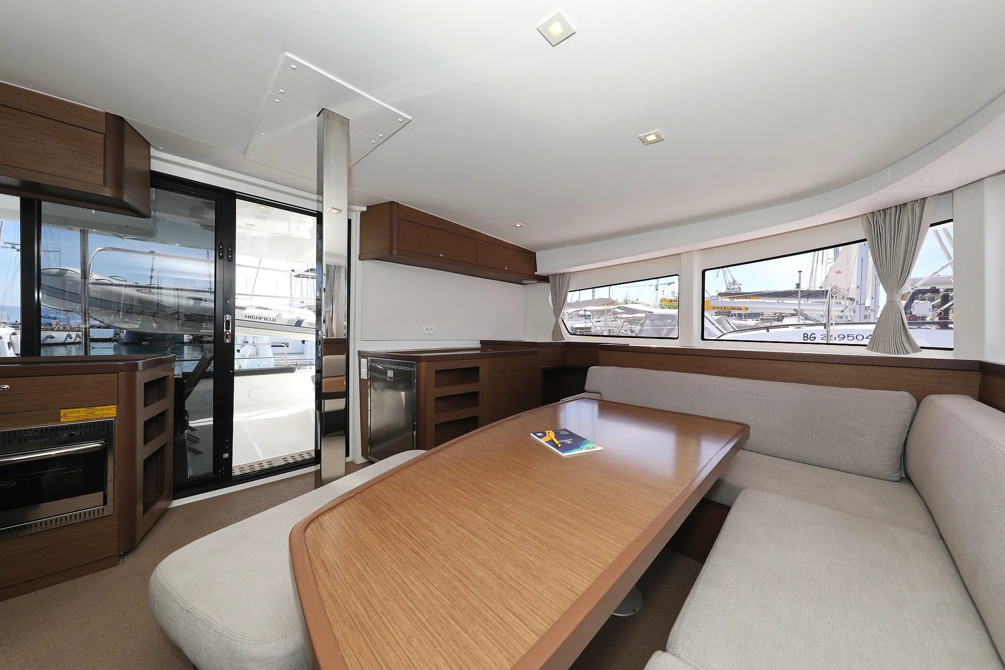 Image slide 14220