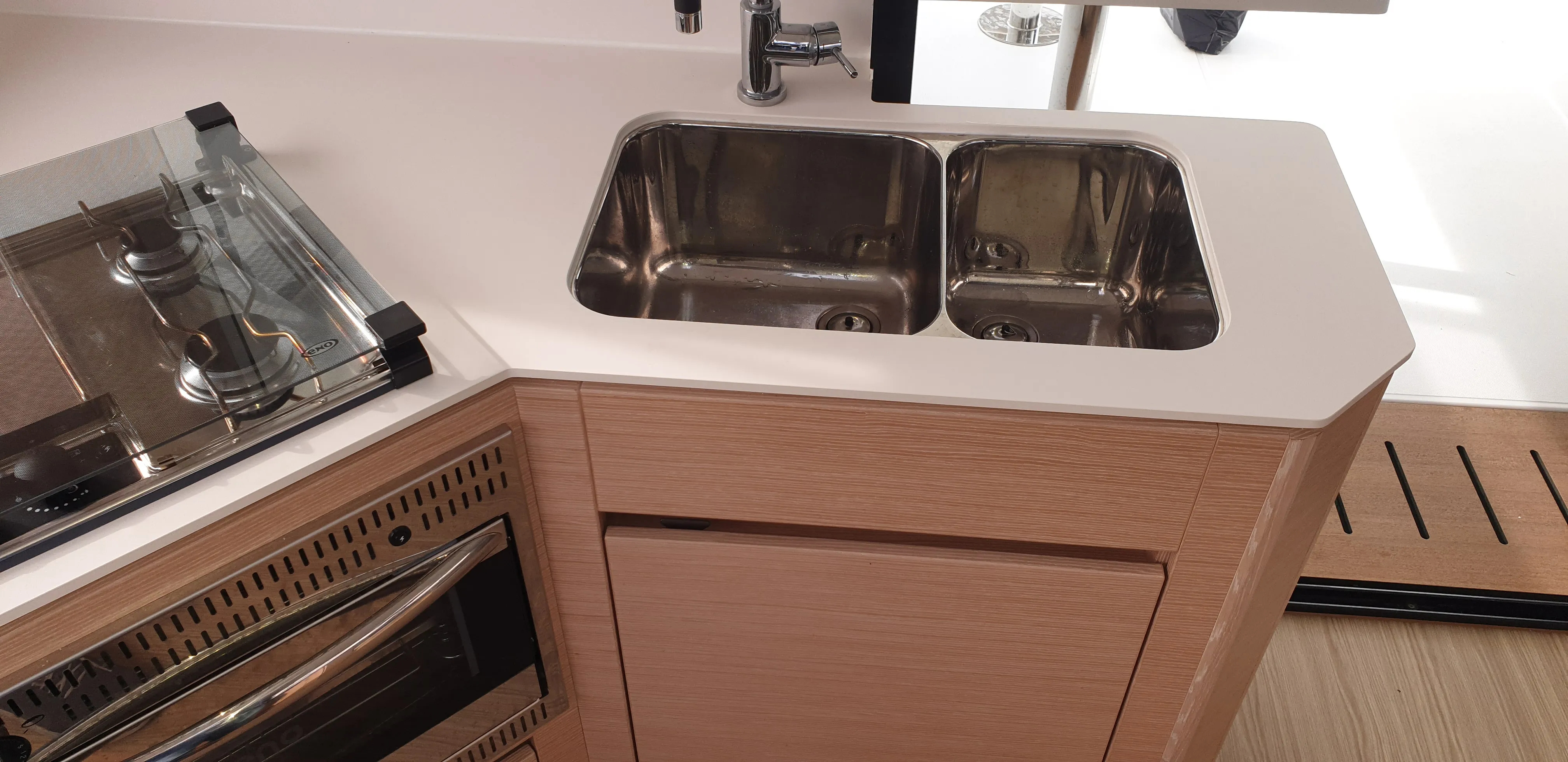 Image slide 142220