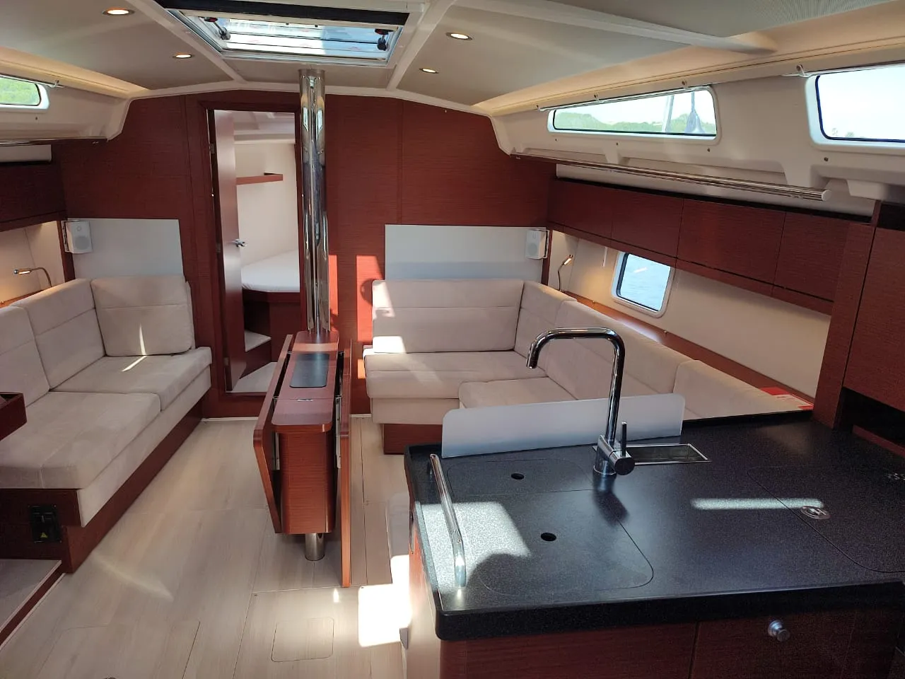 Image slide 142385