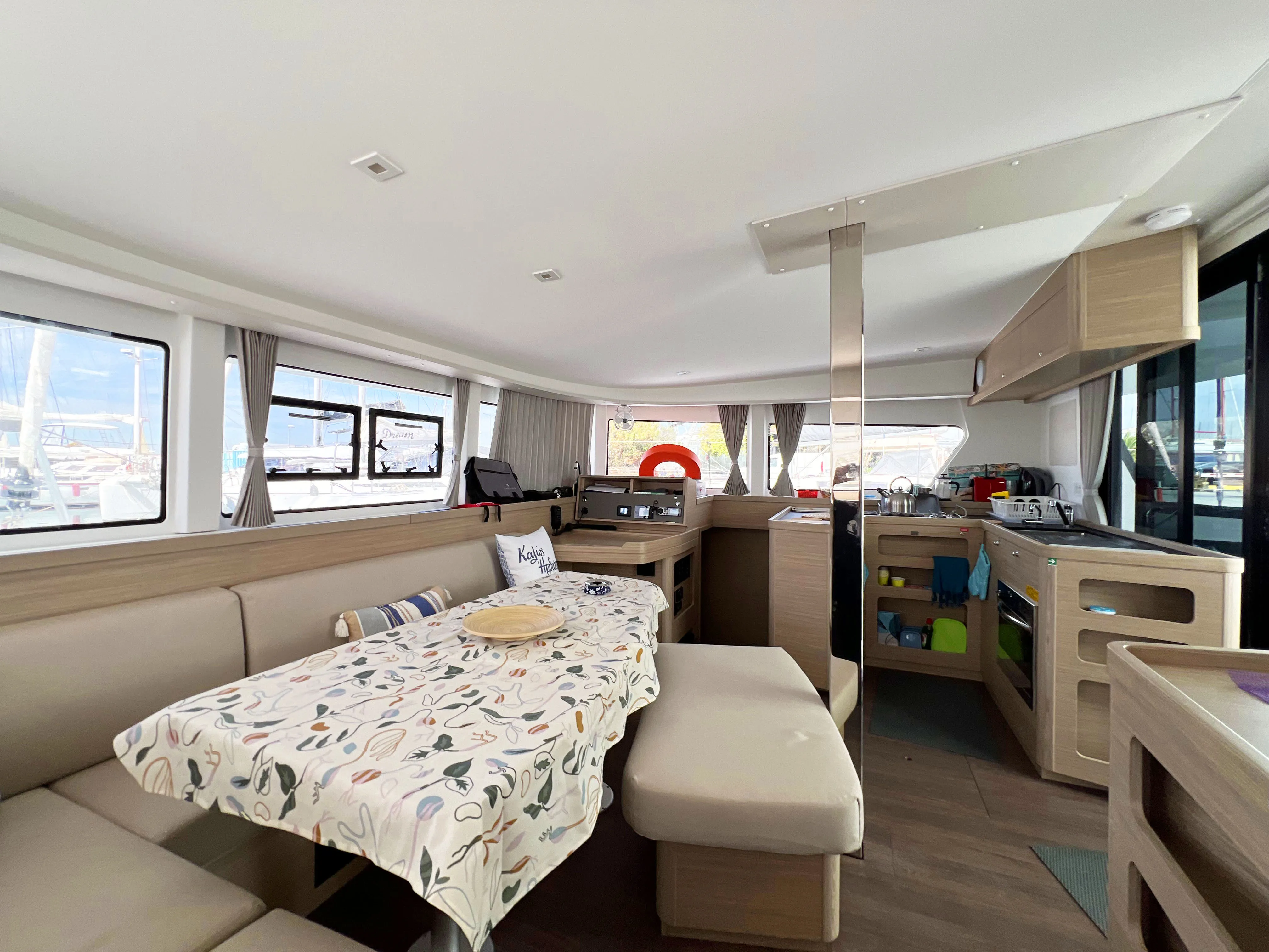 Image slide 143022
