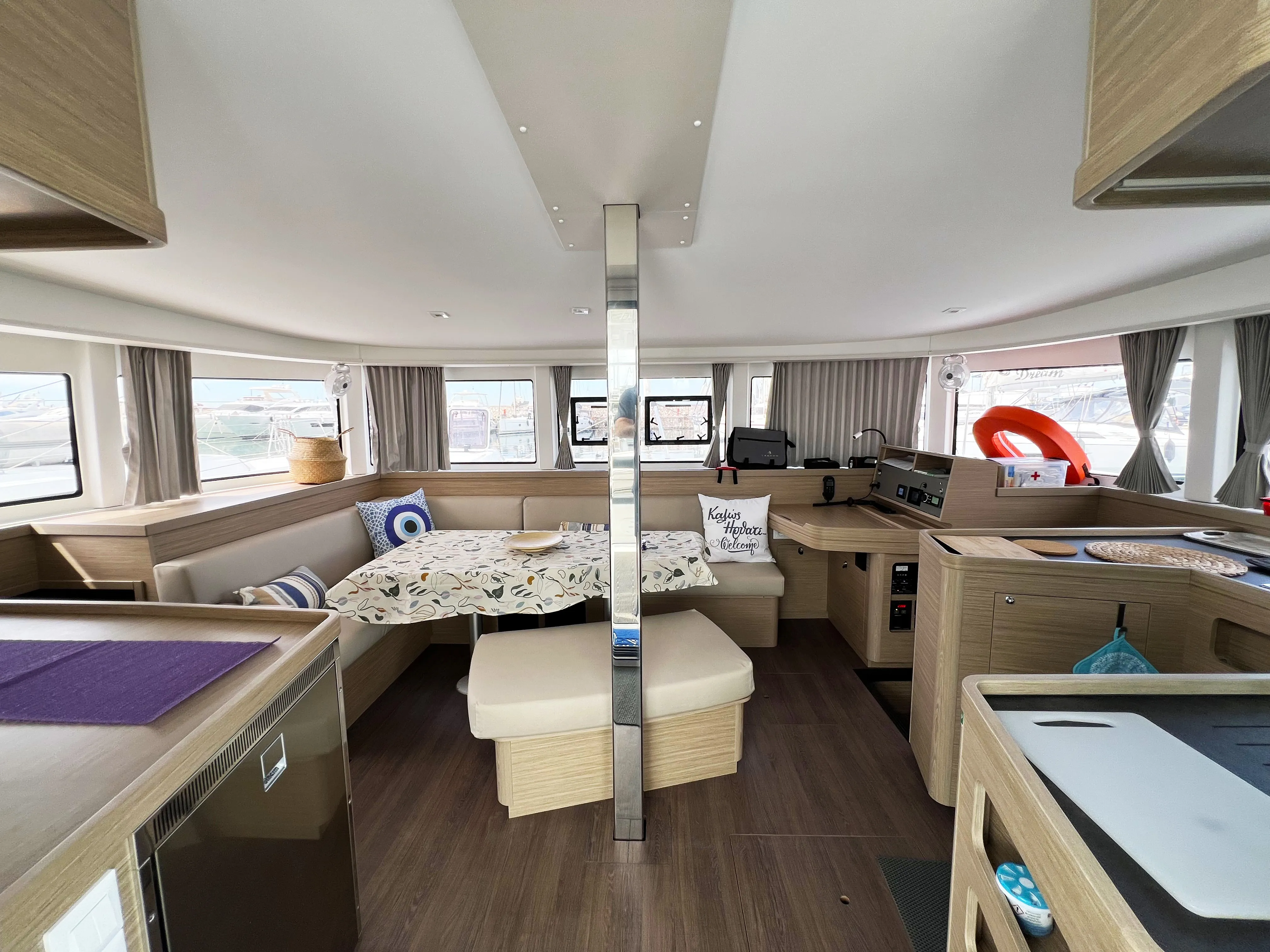 Image slide 143024