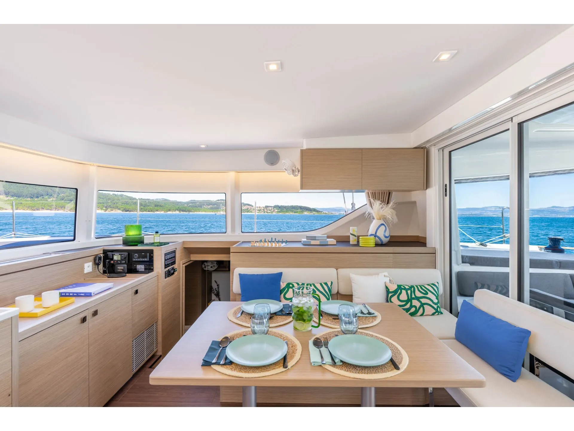 Image slide 143079