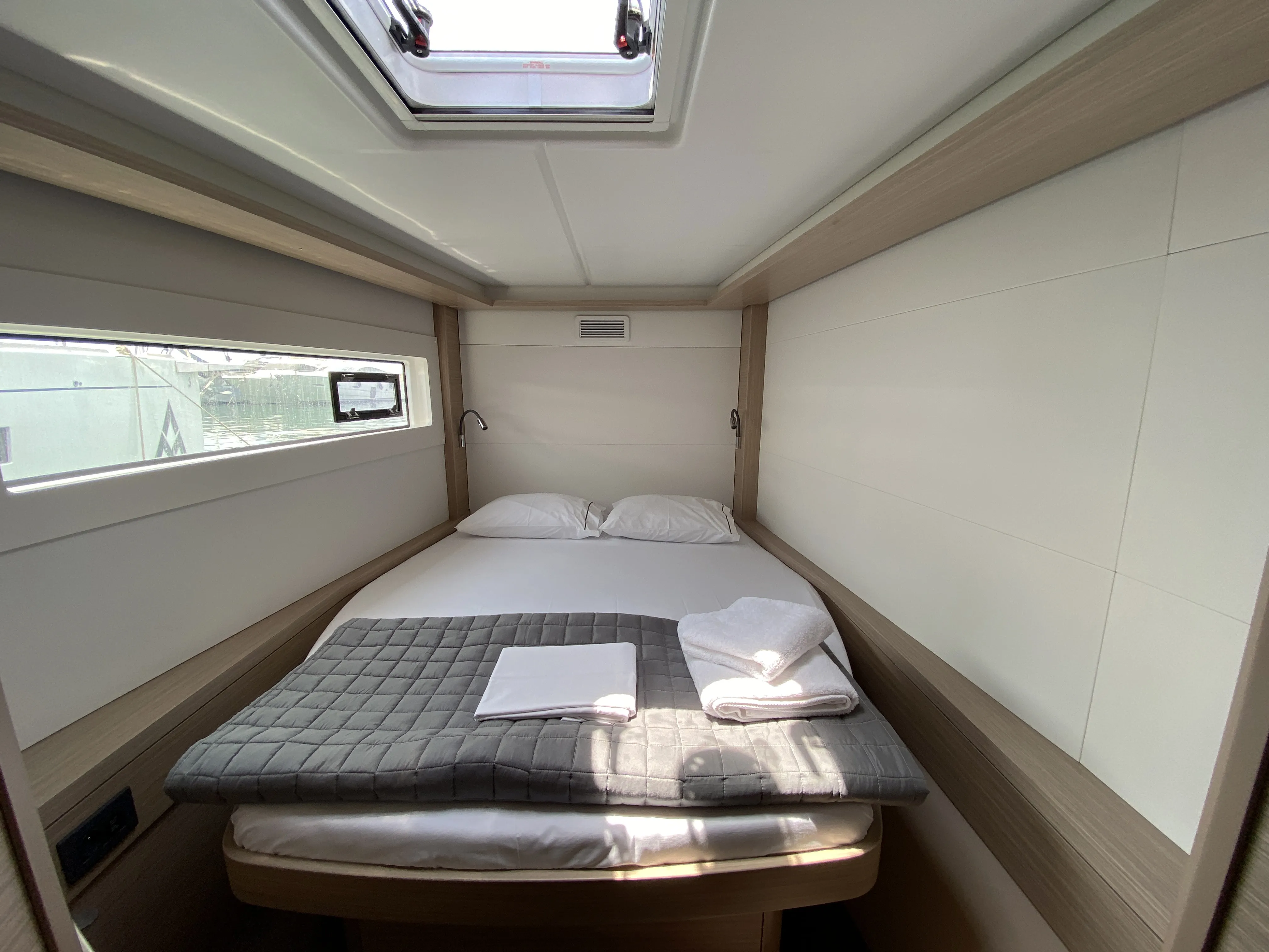 Image slide 143138