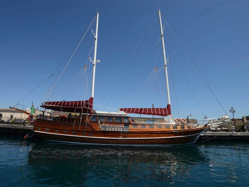 Gulet Sundial boat image